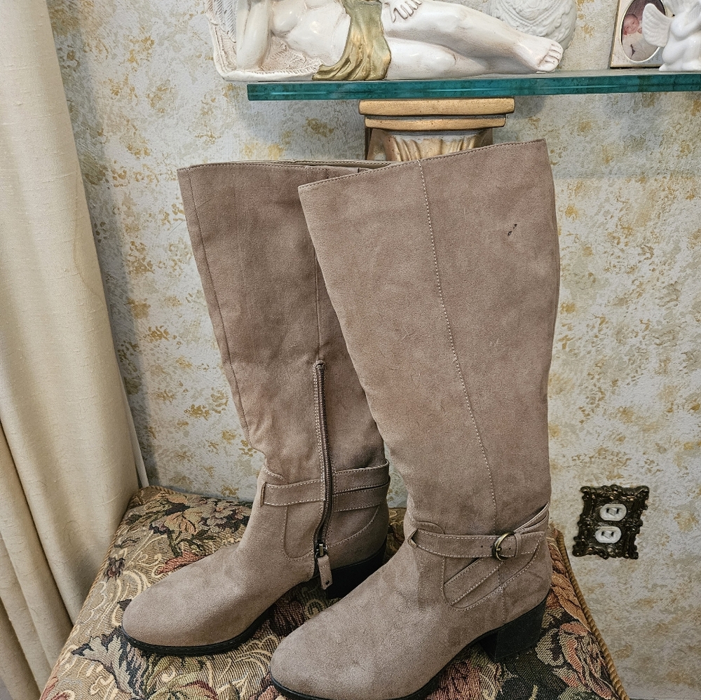 DR. SCHOLL'S Women's Knee High  Boots With Chunky Heel